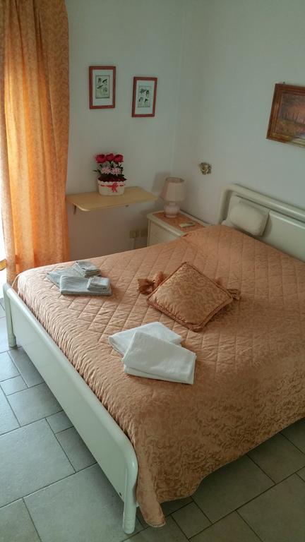 Bella Roma Domus Bed and Breakfast Δωμάτιο φωτογραφία